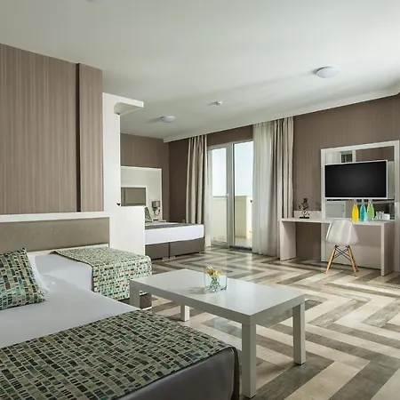 Marina White Sands 3*